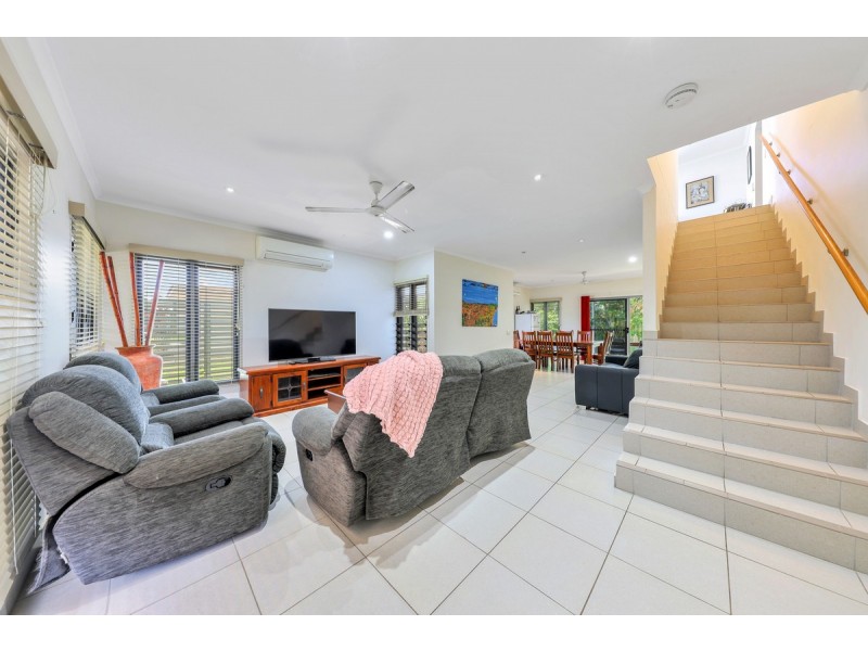 1 & 2/66 Asche, Muirhead NT 0810