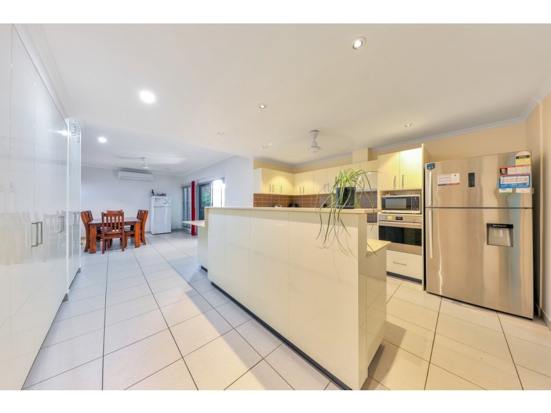 1 & 2/66 Asche, Muirhead NT 0810