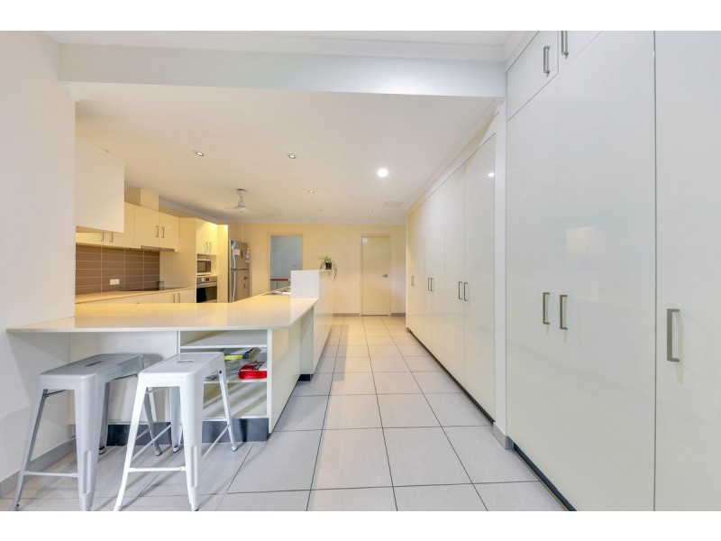 1 & 2/66 Asche, Muirhead NT 0810