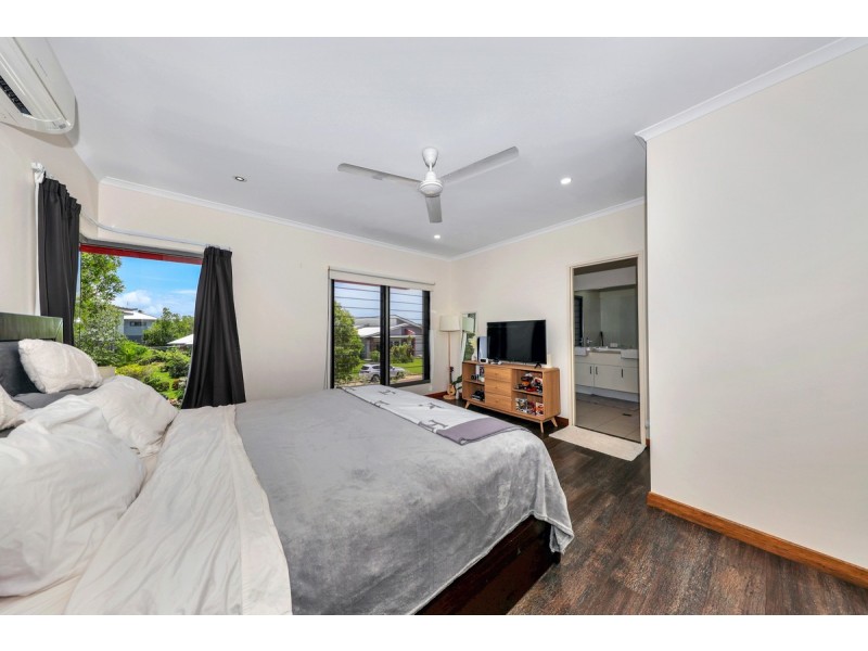 1 & 2/66 Asche, Muirhead NT 0810