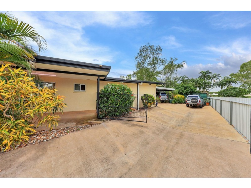 4/3 Priore Court, Moulden NT 0830