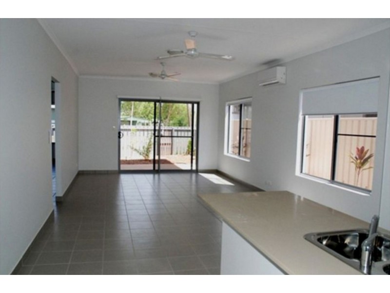 9/10 Damascene Crescent, Bellamack NT 0832