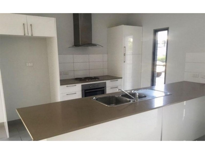 9/10 Damascene Crescent, Bellamack NT 0832