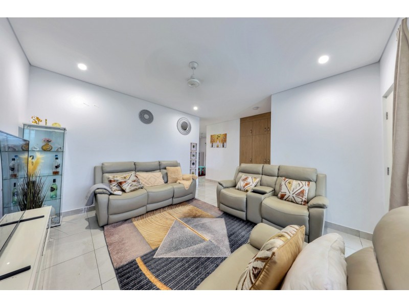 7 Balikpapan Court, Johnston NT 0832