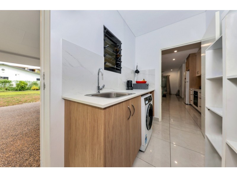 7 Balikpapan Court, Johnston NT 0832