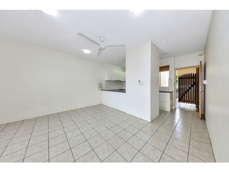 2/10 Houston Street, Larrakeyah NT 0820
