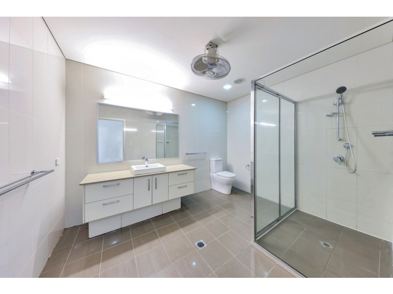 25/3 packard Place, Darwin City NT 0800