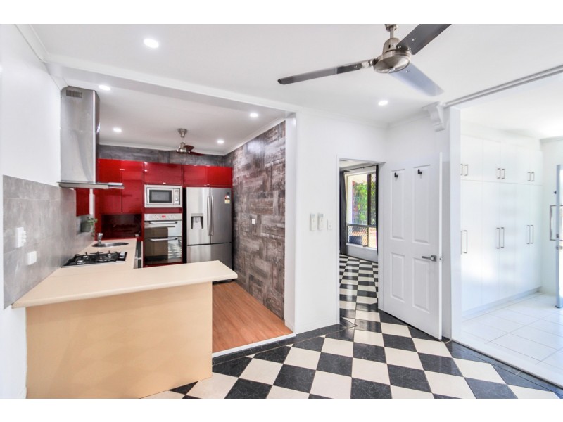 4 Samson Crt, Malak NT 0812