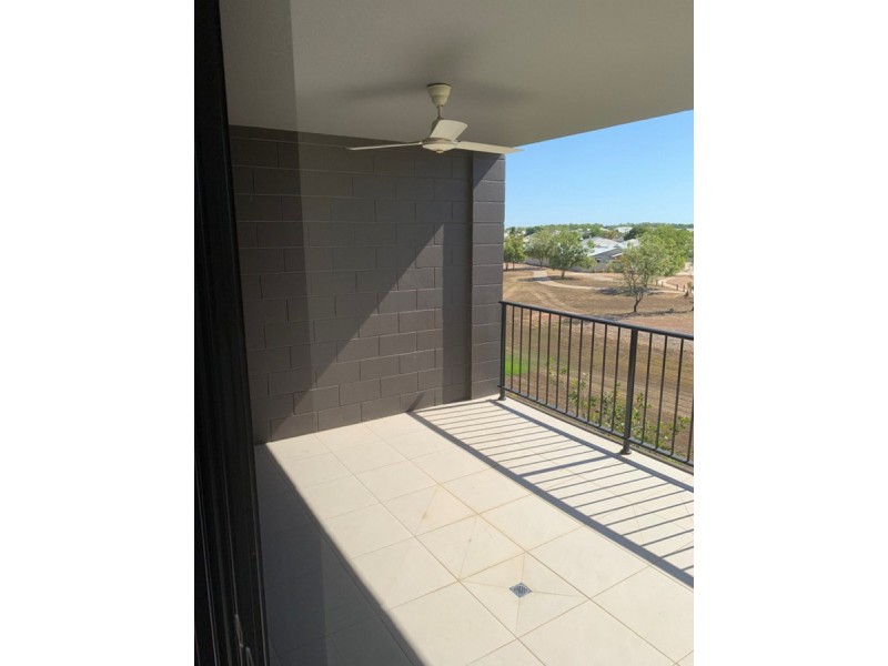 22B/174 Forrest Parade, Rosebery NT 0832