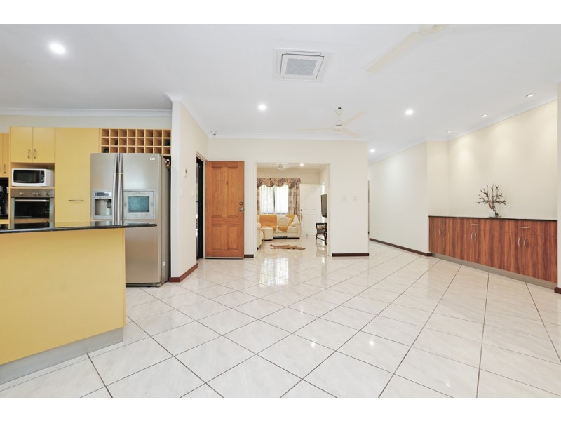 14 Villaflor Crescent, Woolner NT 0820