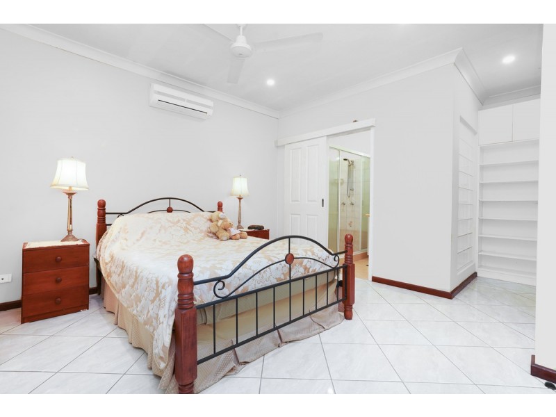14 Villaflor Crescent, Woolner NT 0820