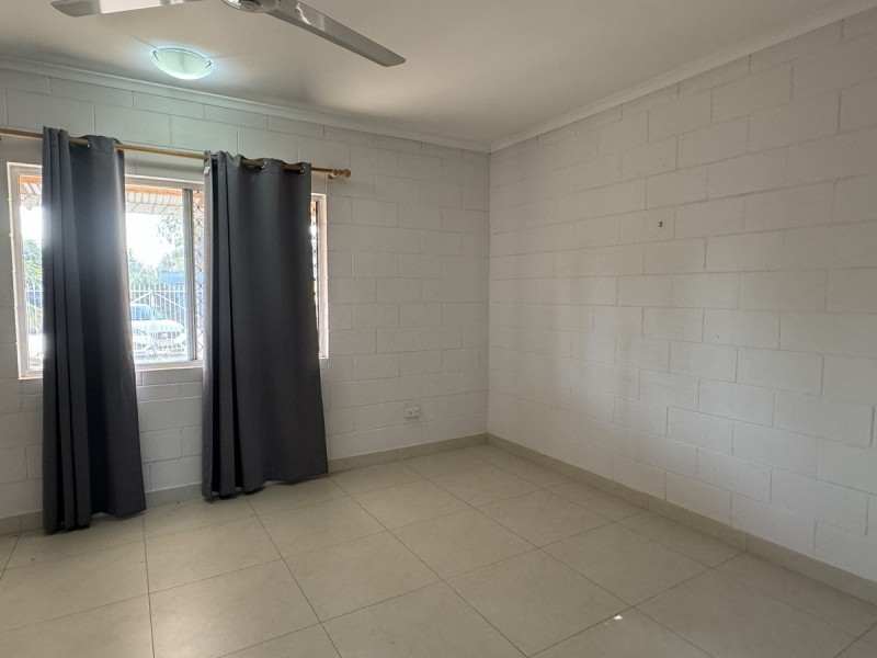 24 Kafcaloudes Crescent, Moulden NT 0830