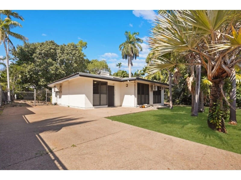 60 Lakeside Drive, Alawa NT 0810