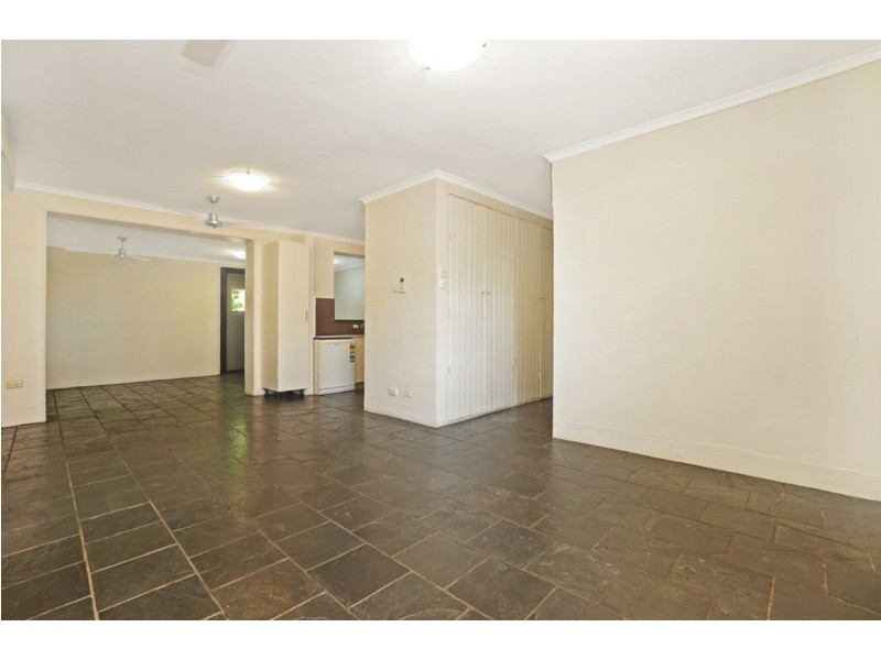 60 Lakeside Drive, Alawa NT 0810