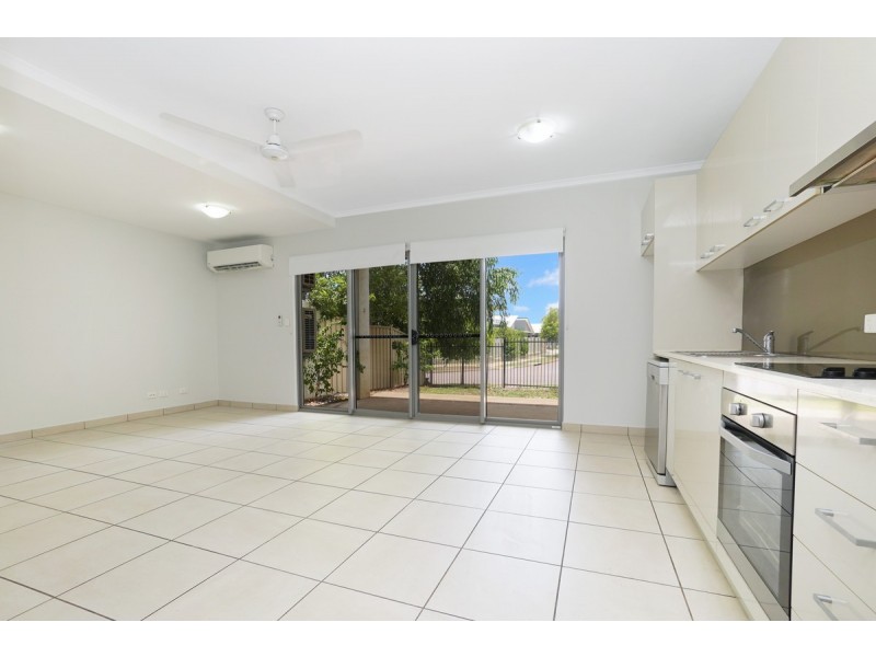 13/8 Camm Street, Johnston NT 0832