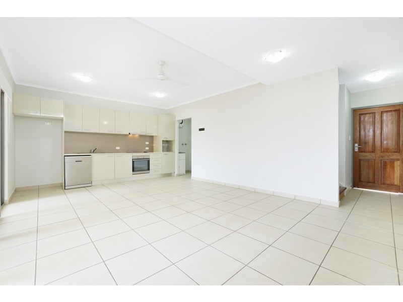 13/8 Camm Street, Johnston NT 0832