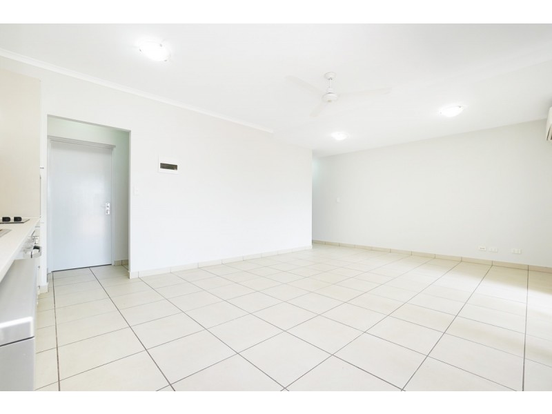 13/8 Camm Street, Johnston NT 0832