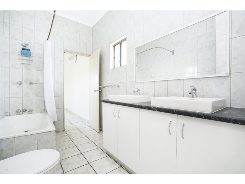 16/10 Mannikan Court, Bakewell NT 0832