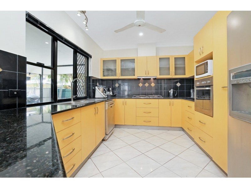 14 Villaflor Crescent, Woolner NT 0820