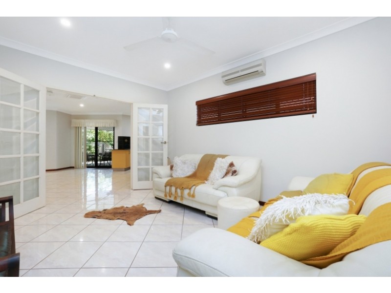 14 Villaflor Crescent, Woolner NT 0820