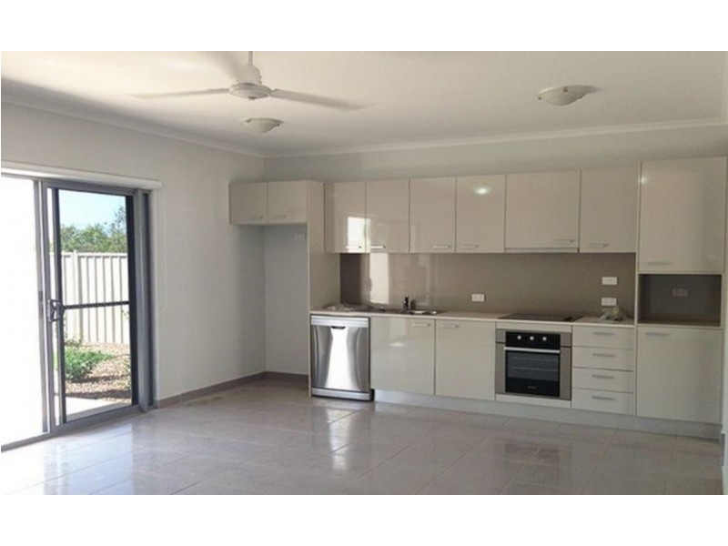 9/8 Camm Street, Johnston NT 0832