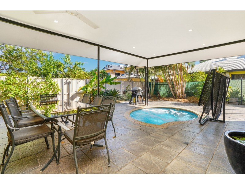 14 Villaflor Crescent, Woolner NT 0820