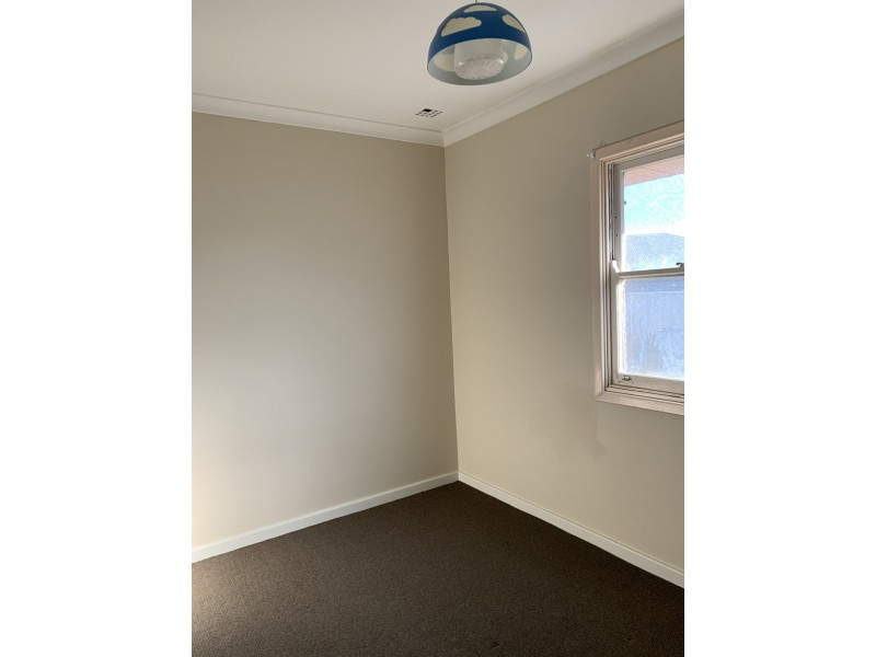 10 Ritchie Way, Cloverdale WA 6105