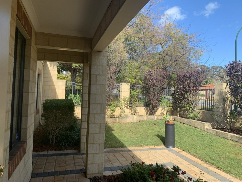 96a Calais Rd, Wembley Downs WA 6019