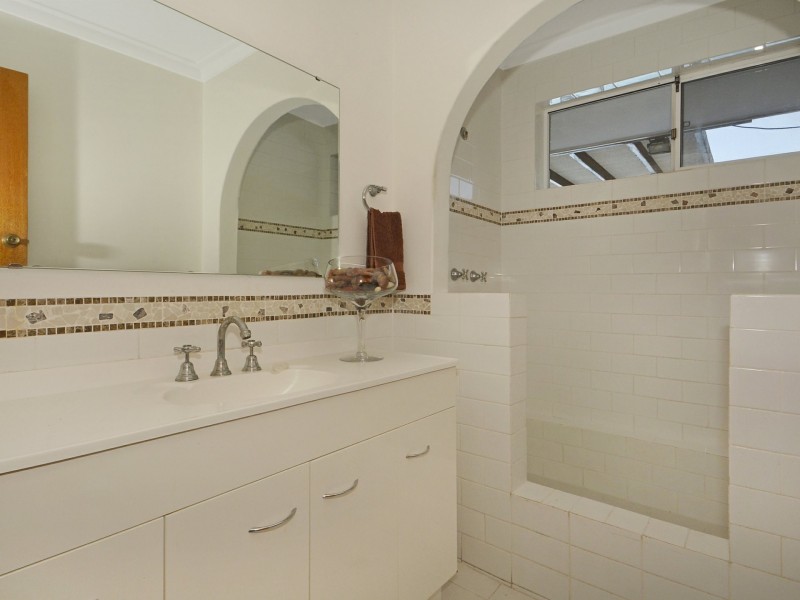 44 Sandalwood Dve, Greenwood WA 6024