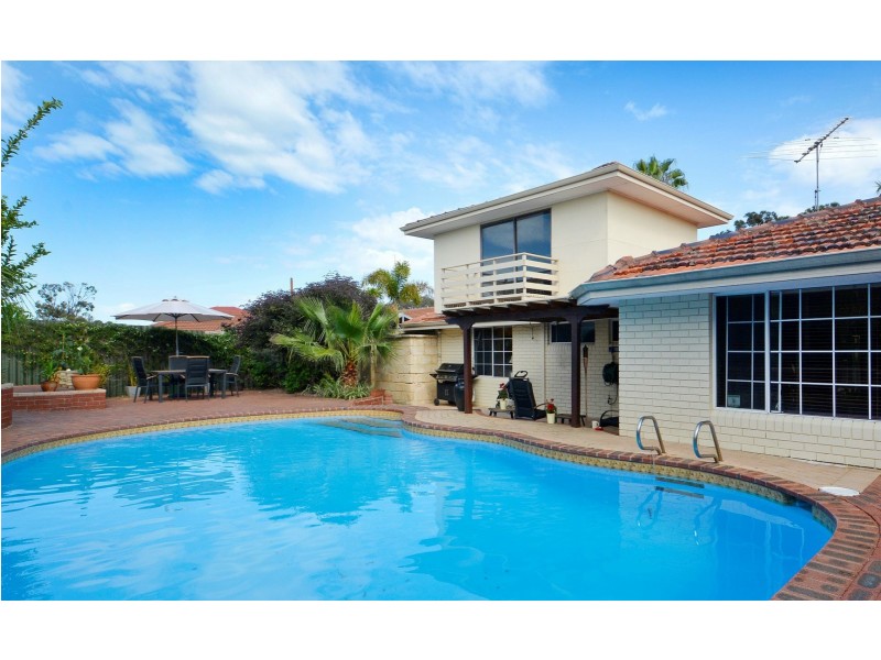 44 Sandalwood Dve, Greenwood WA 6024