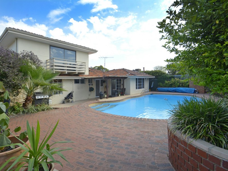 44 Sandalwood Dve, Greenwood WA 6024