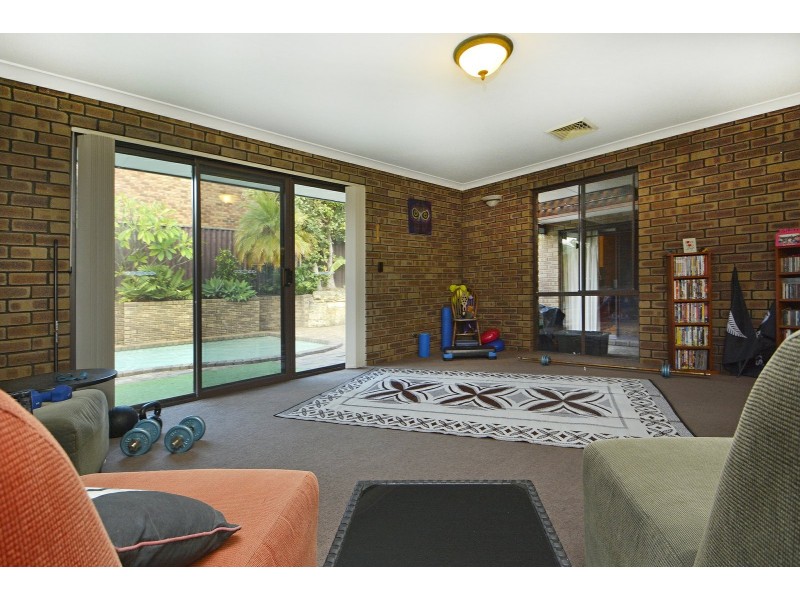 12 Stoke Rise, Kingsley WA 6026