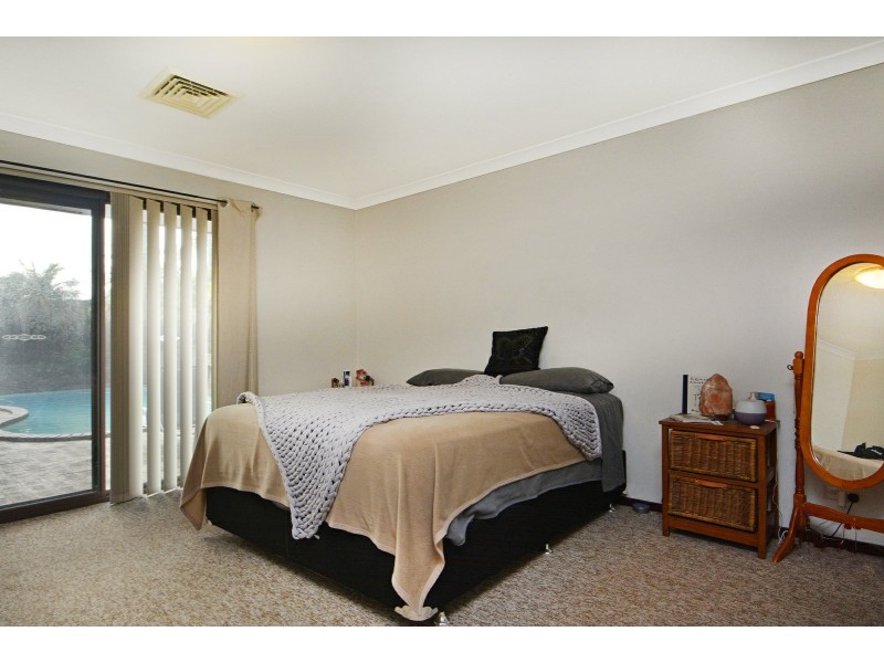 12 Stoke Rise, Kingsley WA 6026