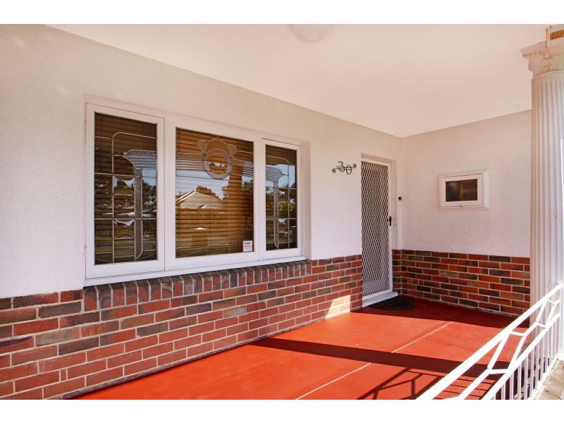 30 Getting Street, Lathlain WA 6100