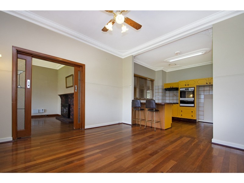 30 Getting Street, Lathlain WA 6100