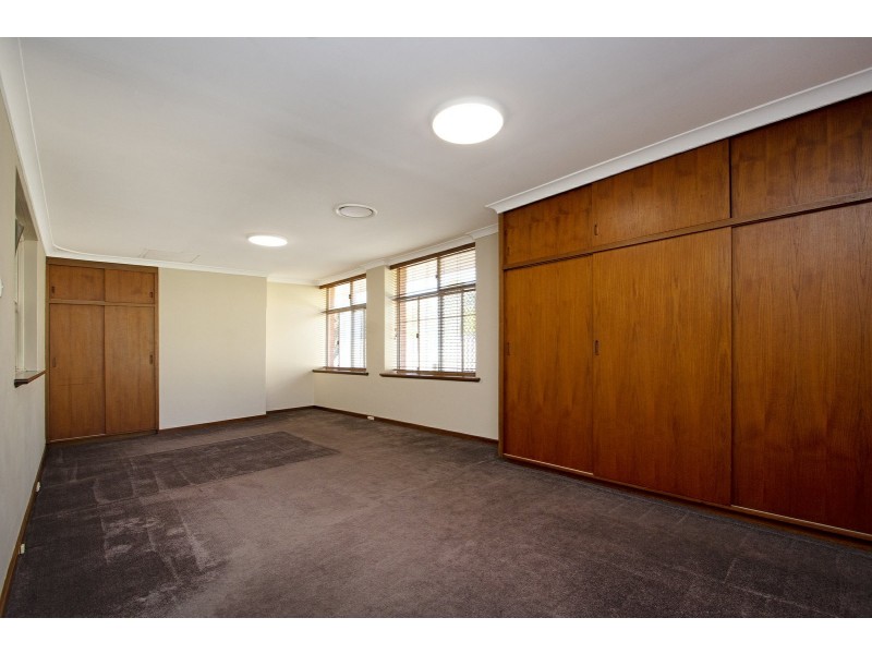 30 Getting Street, Lathlain WA 6100