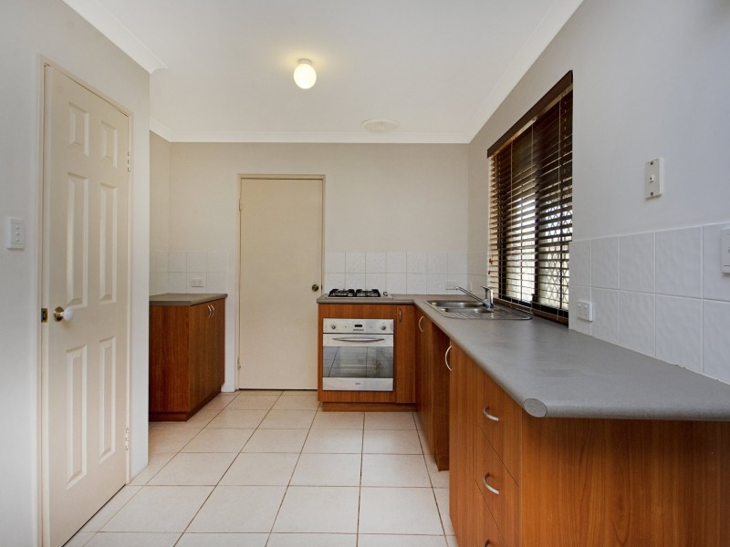 2/13 Hardy Road, Bassendean WA 6054