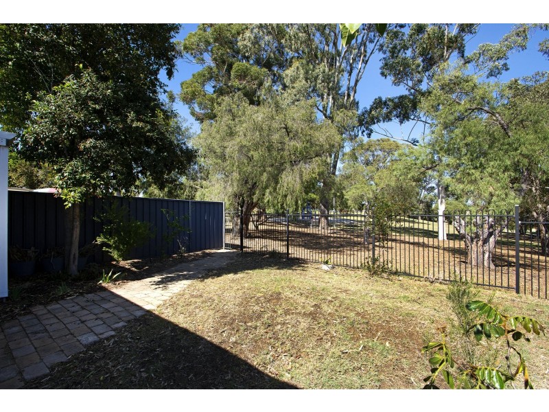 8A Monarch Court, Wanneroo WA 6065