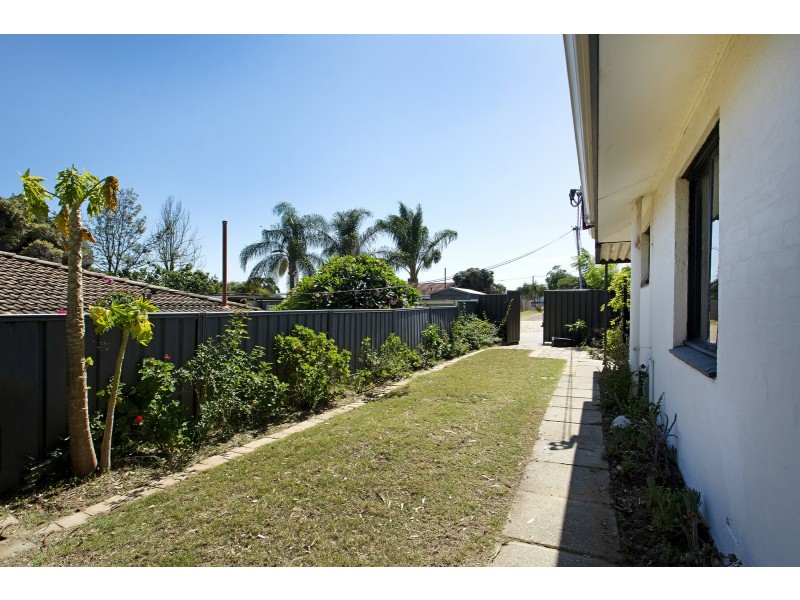 8A Monarch Court, Wanneroo WA 6065