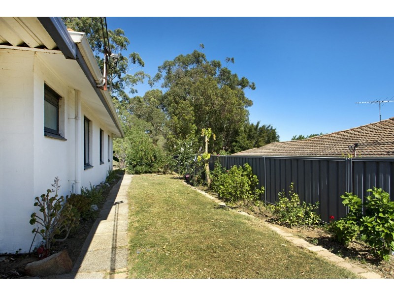 8A Monarch Court, Wanneroo WA 6065