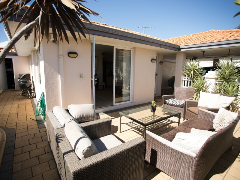 68 Sackville  Terrace, Scarborough WA 6019