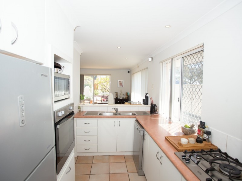 68 Sackville  Terrace, Scarborough WA 6019
