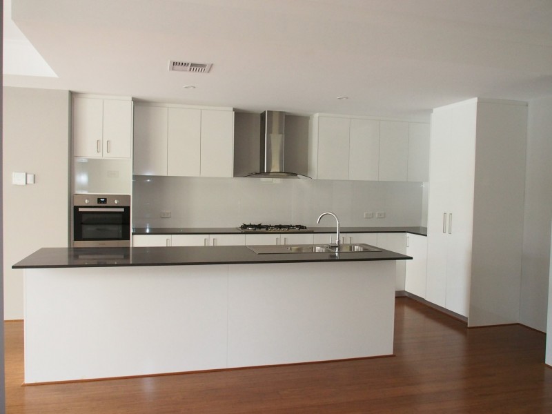 194B Newborough Street, Karrinyup WA 6018