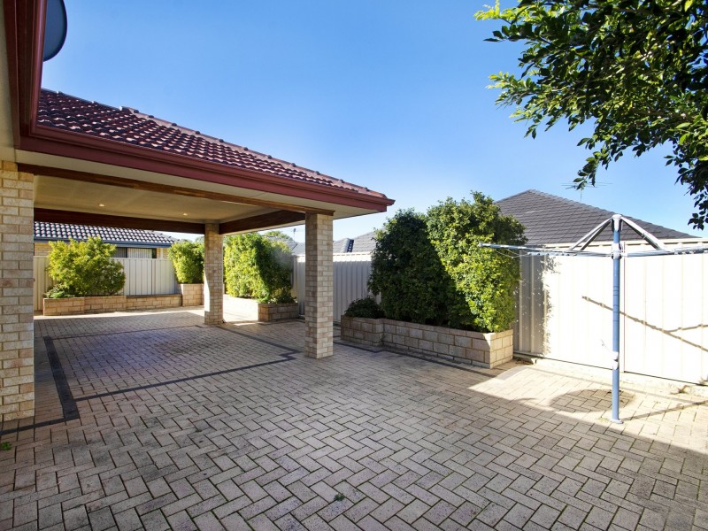 56 Landsdale Road, Darch WA 6065