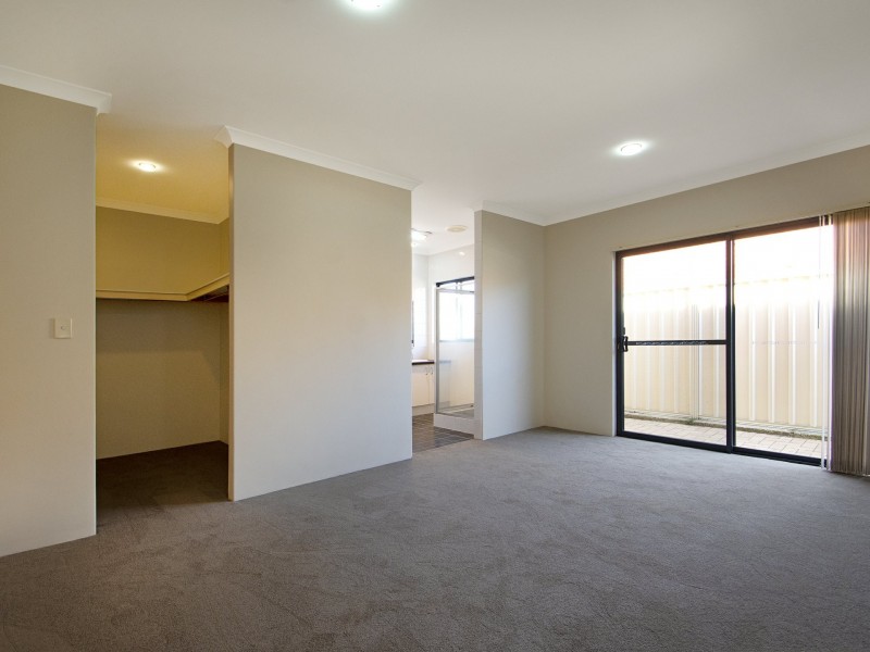 56 Landsdale Road, Darch WA 6065