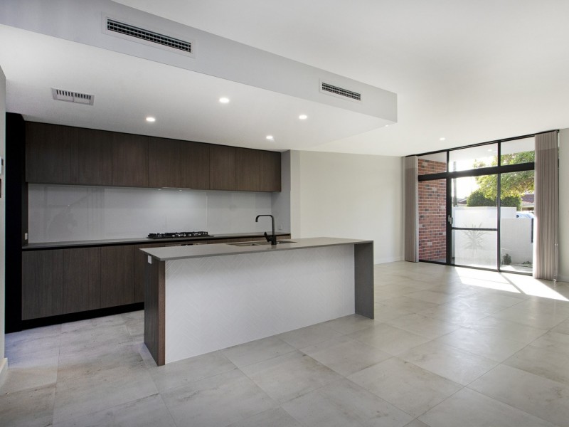 132 Gladstone Road, Rivervale WA 6103