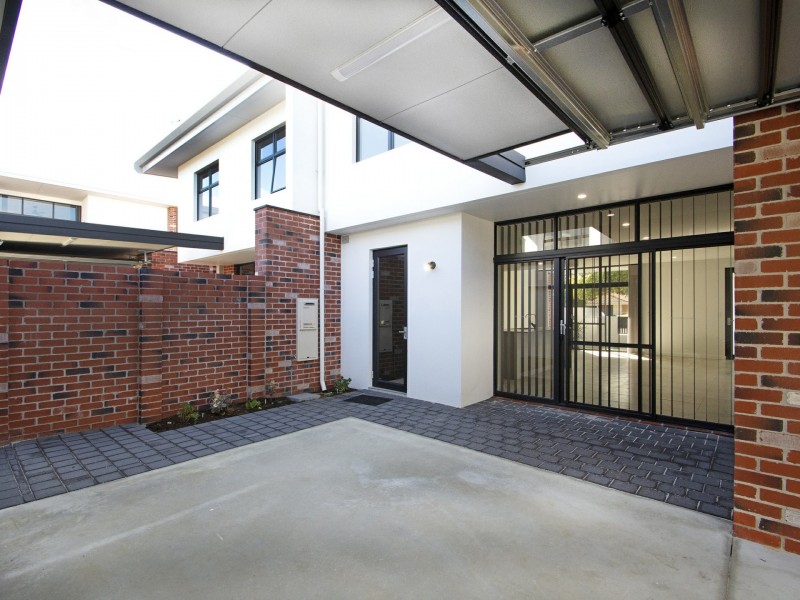 132 Gladstone Road, Rivervale WA 6103