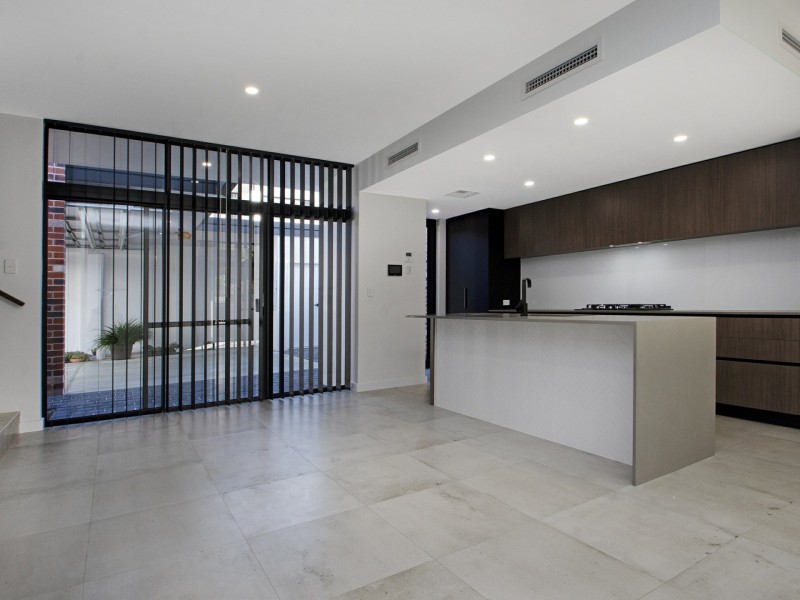 132 Gladstone Road, Rivervale WA 6103