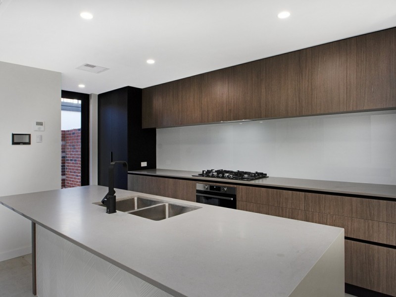 132 Gladstone Road, Rivervale WA 6103