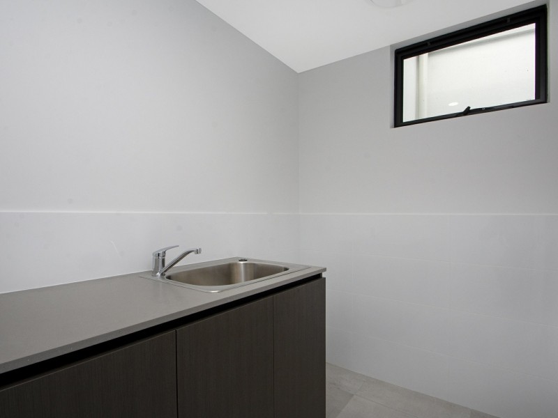 2/134 Gladstone Road, Rivervale WA 6103